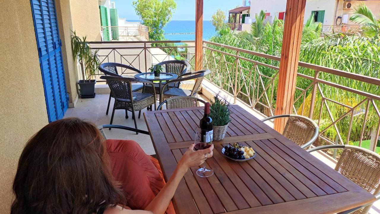 The Salnik Beach Apartment Limassol Ngoại thất bức ảnh