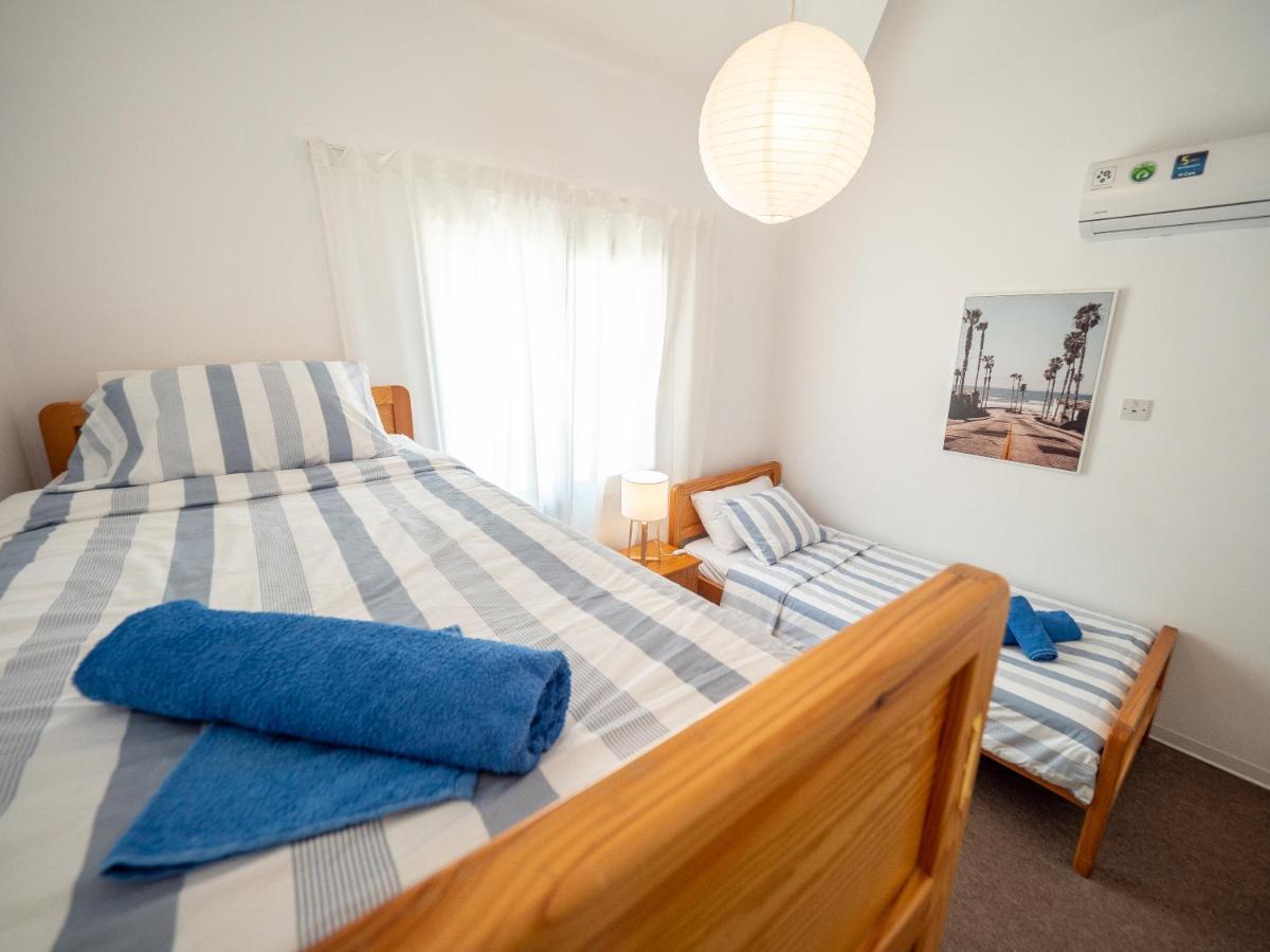 The Salnik Beach Apartment Limassol Ngoại thất bức ảnh